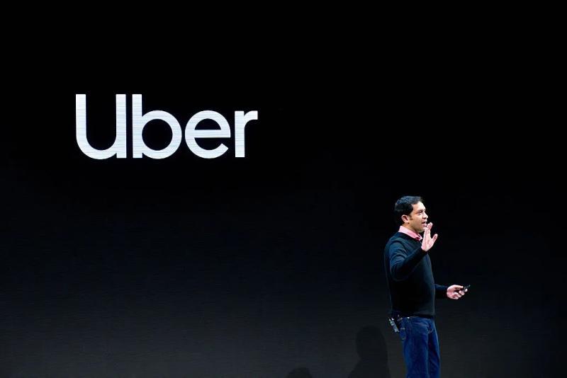 Uber产品主管谈酒店预订、机器人出租车及为何不做“面面俱到”的超级应用