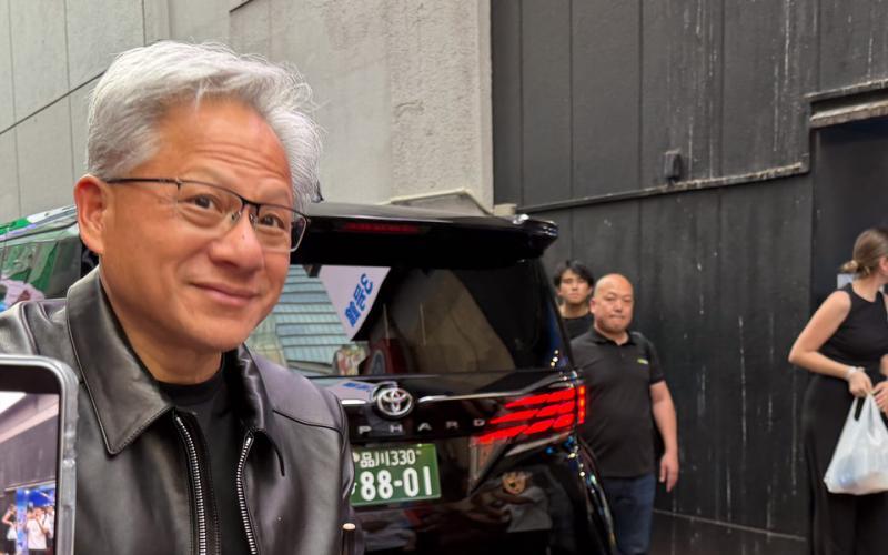 NVIDIA CEO黄仁勋在秋叶原活动现场