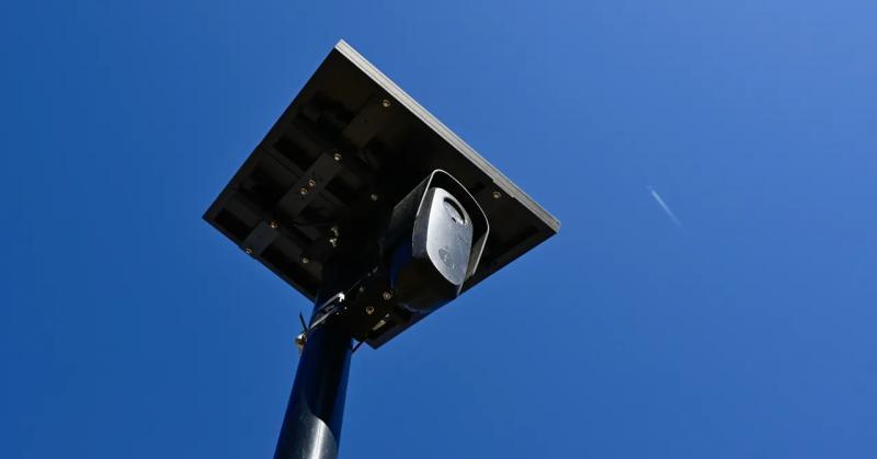 Flock向员工提供离职补偿，客户流失加剧