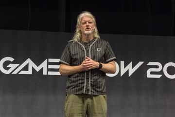 Twitch CEO在东京游戏展谈AI时代下的“真实连接”与直播社区价值