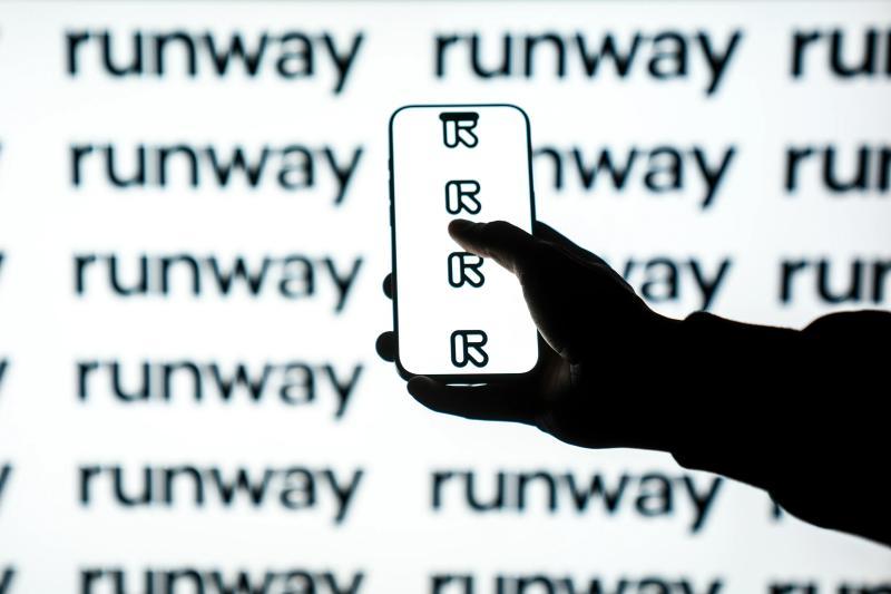 AI视频只是序章？Runway CEO认为世界模型才是未来