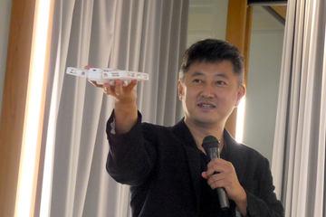 创业者兼CEO MQ Wang谈“HOVERAir VERSA”的魅力