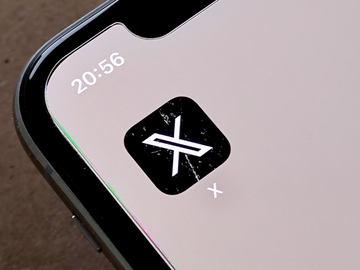 X平台推出Grok自动翻译及推荐功能