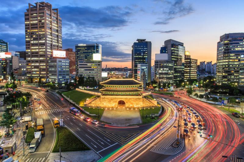 韩国科技巨头承诺投资逾5500亿美元缓解“内存危机”