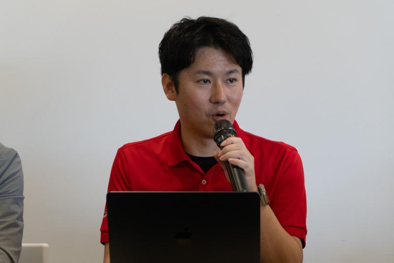 机器人搬运集装箱