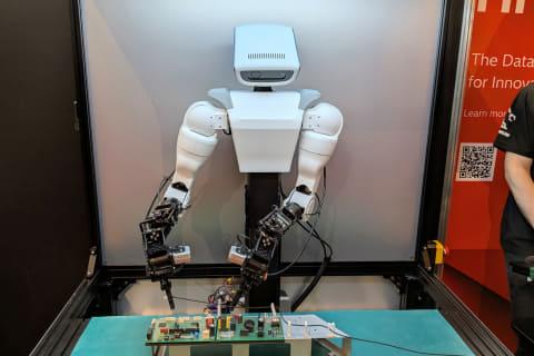 机器人操作演示