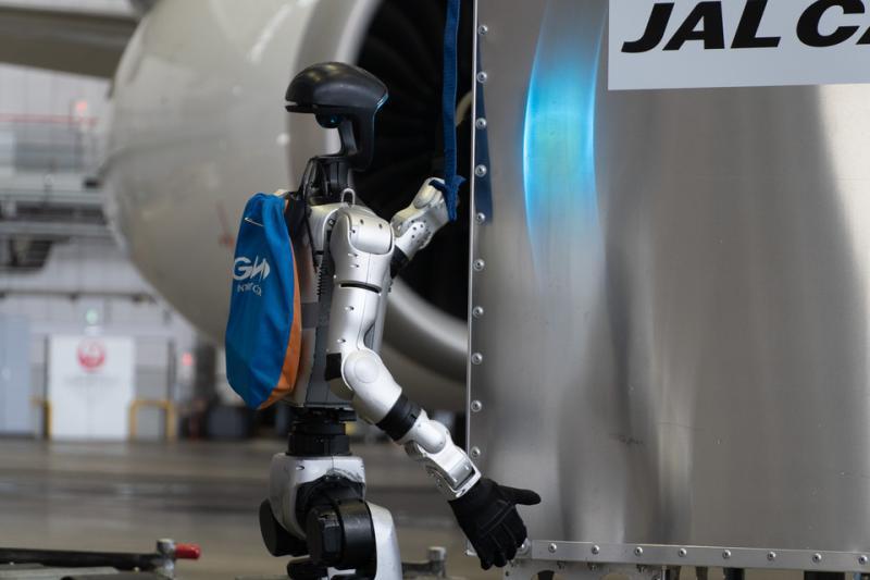 JAL与GMO AIR合作开展人型机器人地面操作实证实验