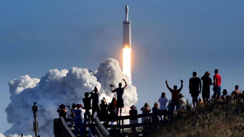 SpaceX估值飙升至2.6万亿美元，短暂超越亚马逊