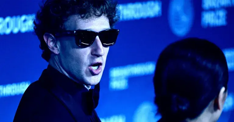 Meta计划大规模裁员，扎克伯格聚焦人工智能战略