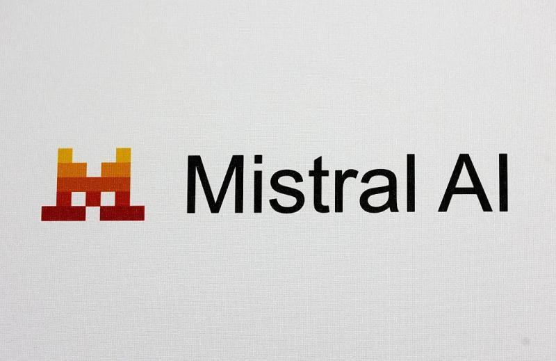 Mistral AI通过债务融资8.3亿美元，在巴黎附近建设数据中心