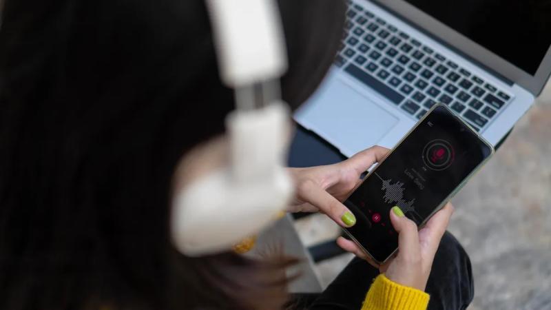 人工智能电台六个月实验：结果如预期般糟糕