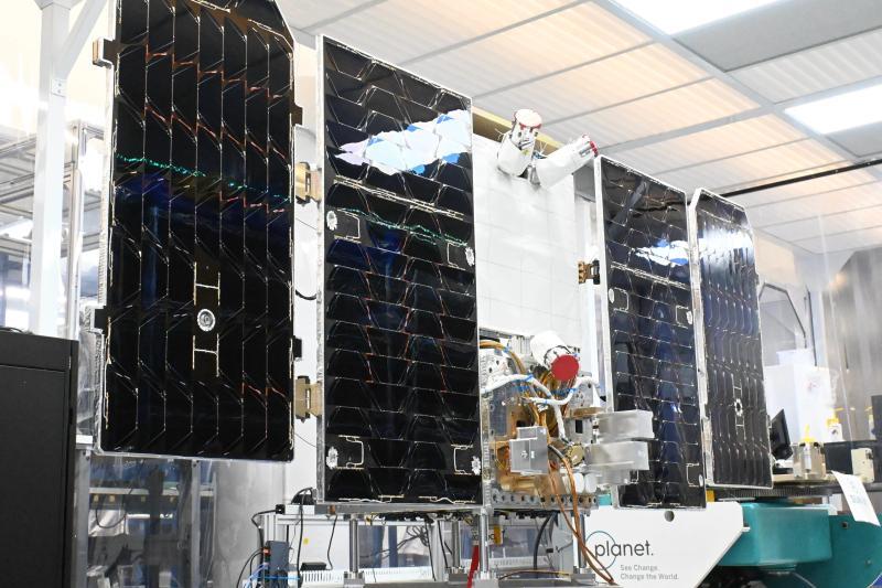 谷歌认为SpaceX的星舰需发射1800次才能实现太空数据中心