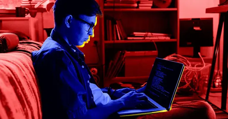 大学生利用AI作弊，花样百出躲避检测