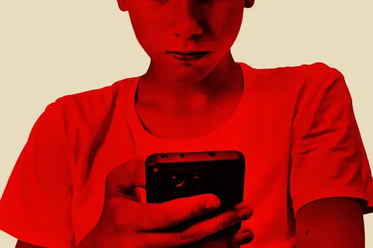 深度伪造技术的泛滥正在深刻改变青少年上网方式