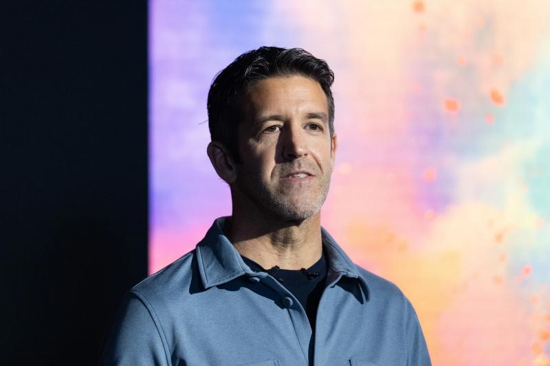 特纳斯时代的苹果：科技巨头硬件战略的未来走向