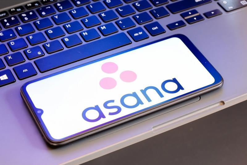 Asana收购无代码智能代理构建平台StackAI