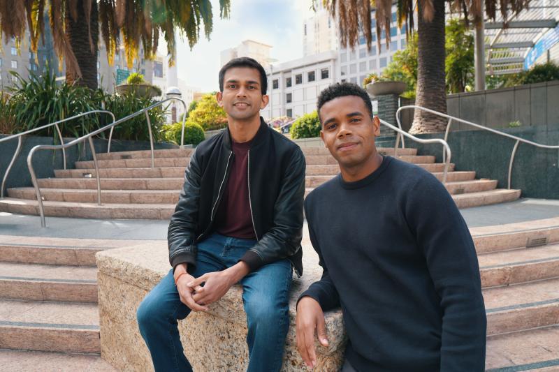 vibe编码应用Anything在两次被App Store下架后如何重建