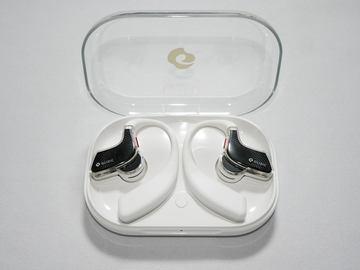 GLIDiC AI +u Buds：集成无线耳机与AI语音录音的新型设备