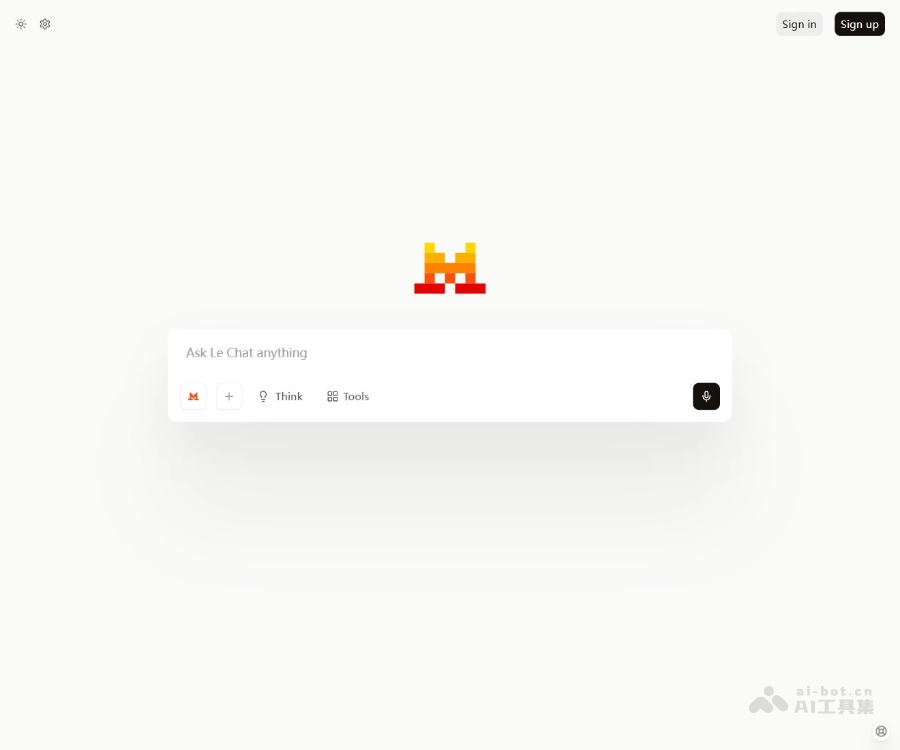 Mistral Chat 在线对话式大模型平台